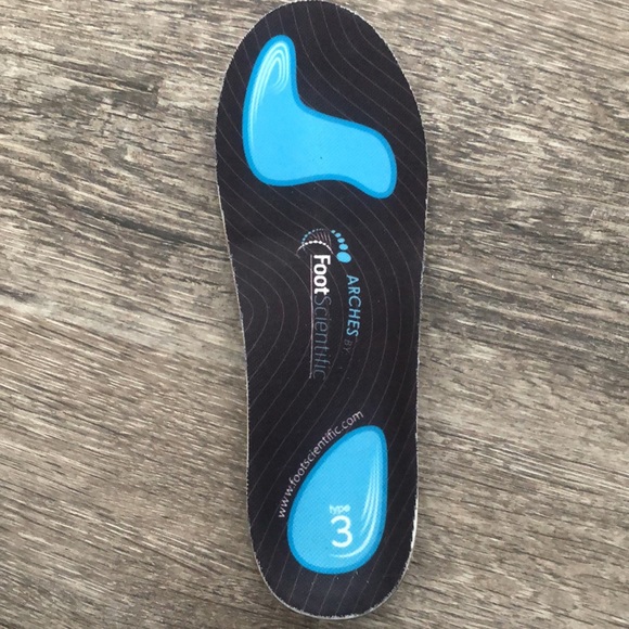 Keen Boots Women Terradora Mid WP in Gargoyle Magnet Size 10 - Picture 10 of 16